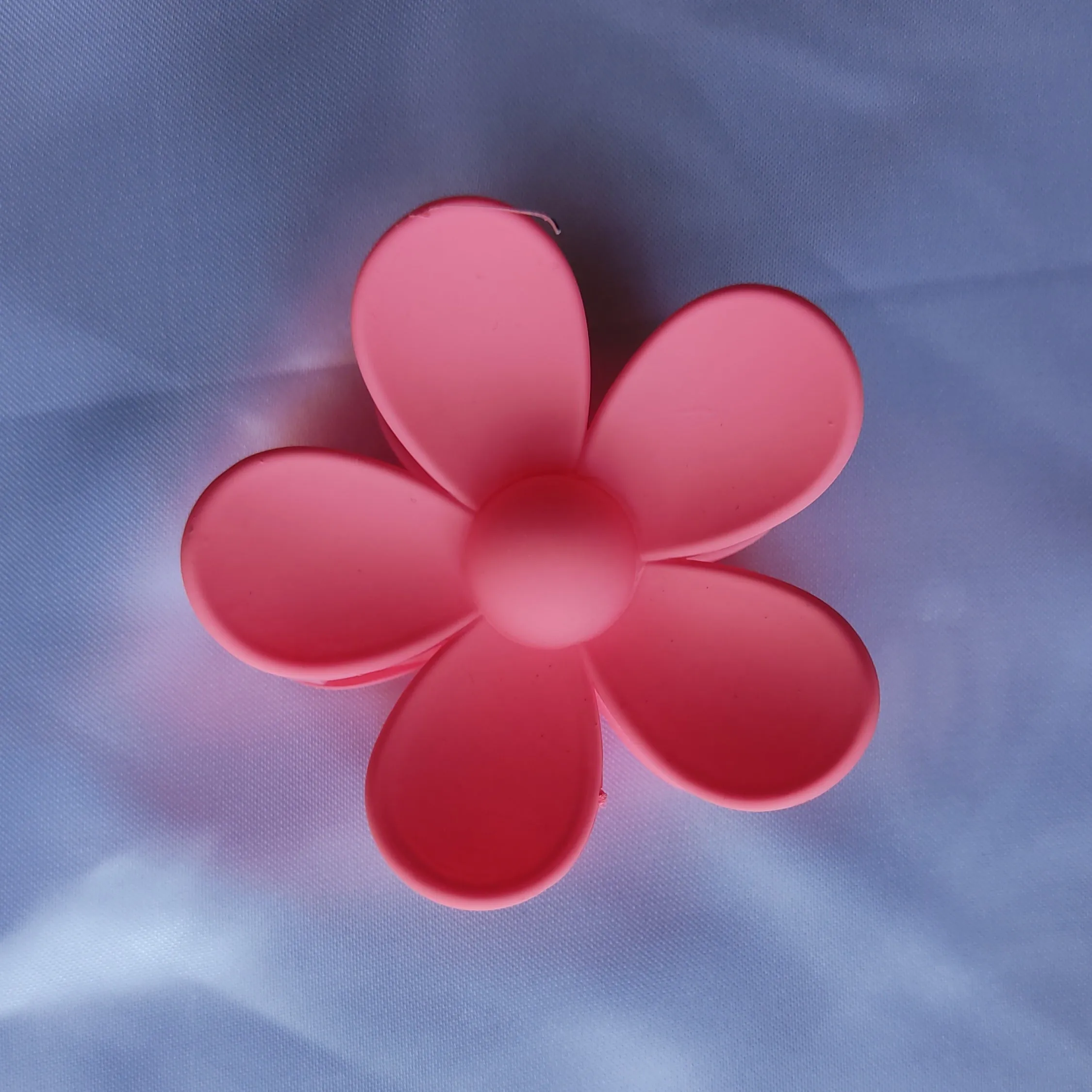 Lea Flower Hair Claw