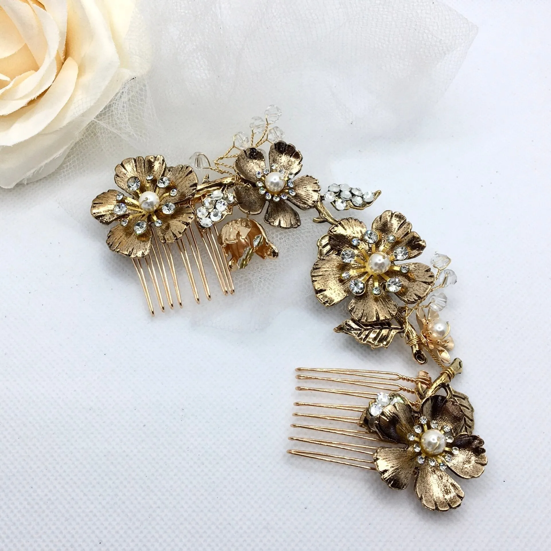 "Vanna" - Vintage Gold Bridal Hair Comb / Vine