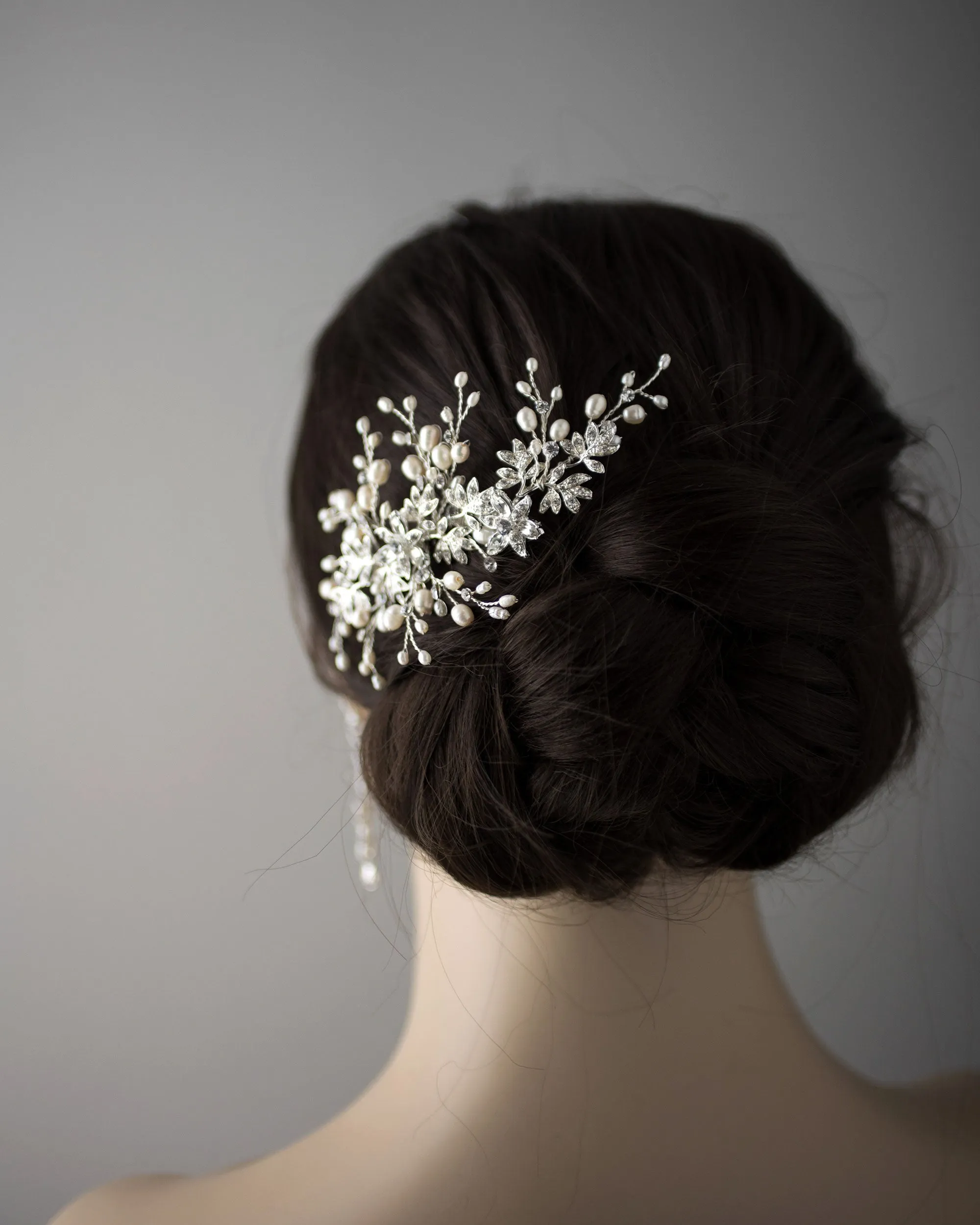 Wedding Hair Comb of Marquise Flowers and Pearls
