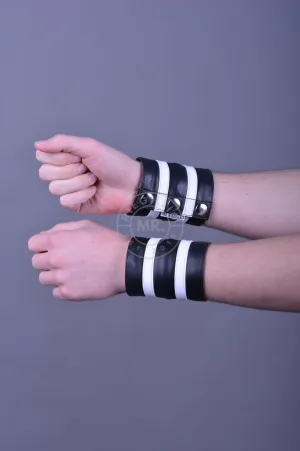 White Wrist Wallet - Double stripe